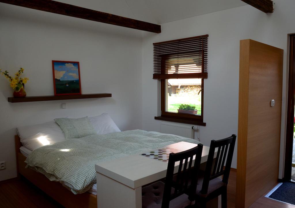Penzion04 Hotel เชบอนย์ ห้อง รูปภาพ